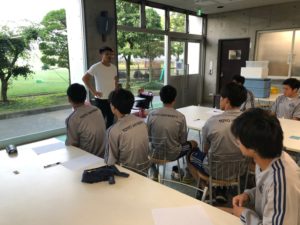 東洋大学 男子サッカー部 株式会社maenomery 体育会学生 元プロアスリートの採用サポート